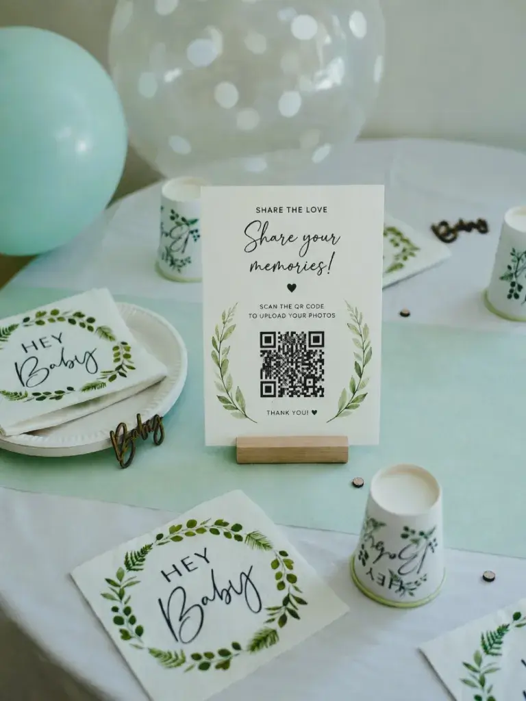 A Catchmemo QR code displayed at an event